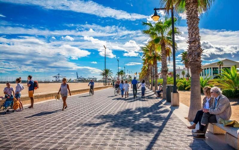 Valencia Beach Rooms Екстериор снимка